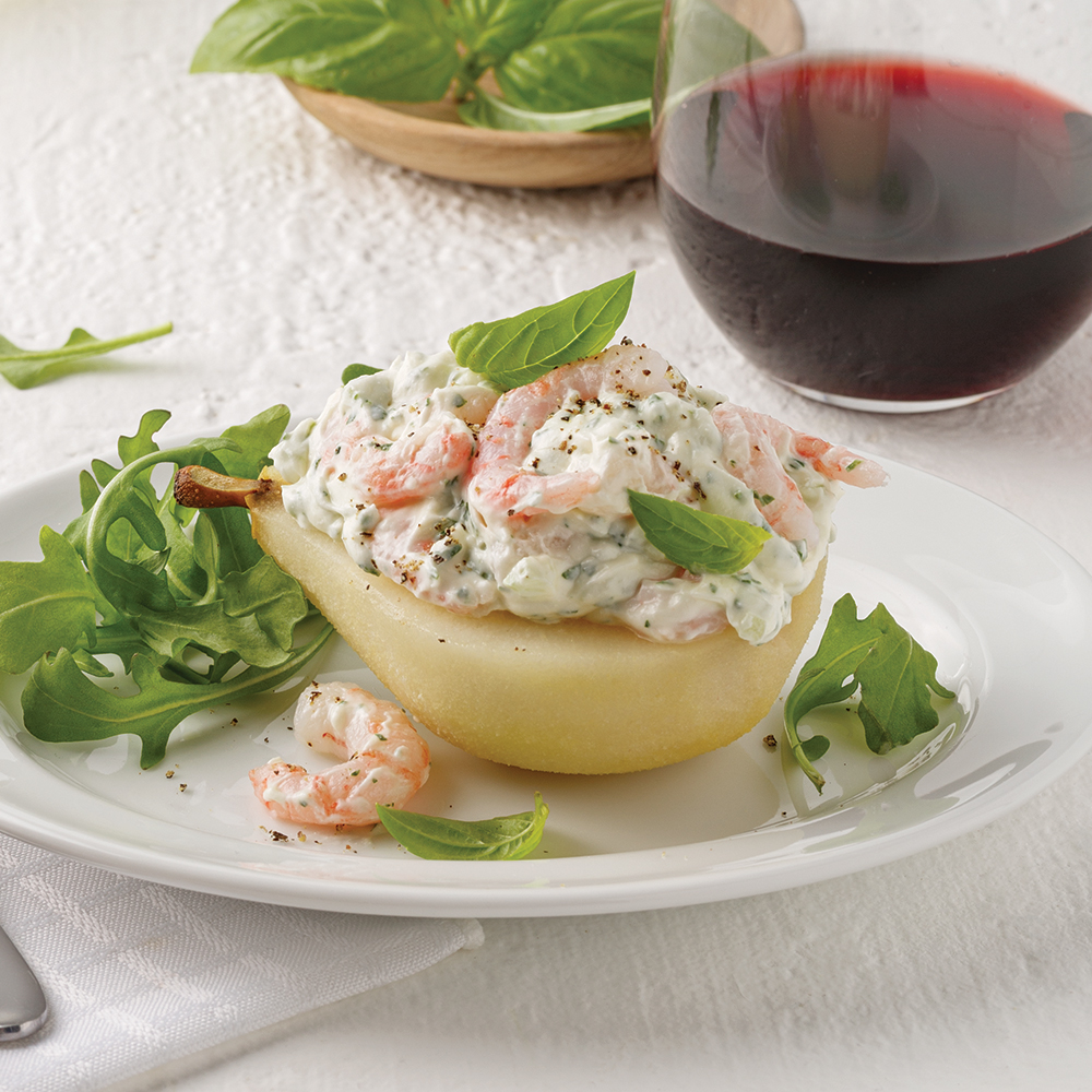 Mousse aux crevettes sur poires pochées