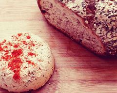 Fauxmage crémeux aux noix de cajou, basilic et tomates sechées