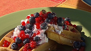 Gaufres & sirop de cerises à grappes